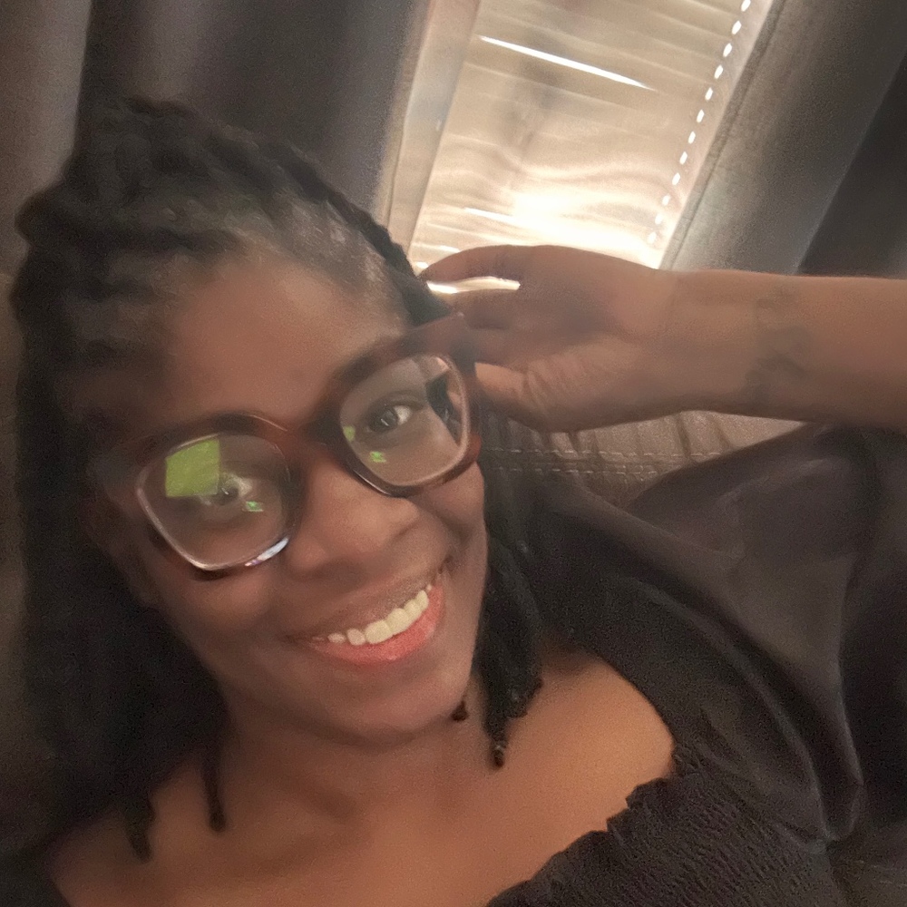 Meet your Posher, Tasha